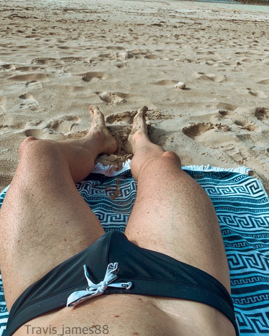 Love my new #teamm8 swimmers ? Just the support I need ??

#gay #Swimwear #bulge #bulgechallenge #onlyfans