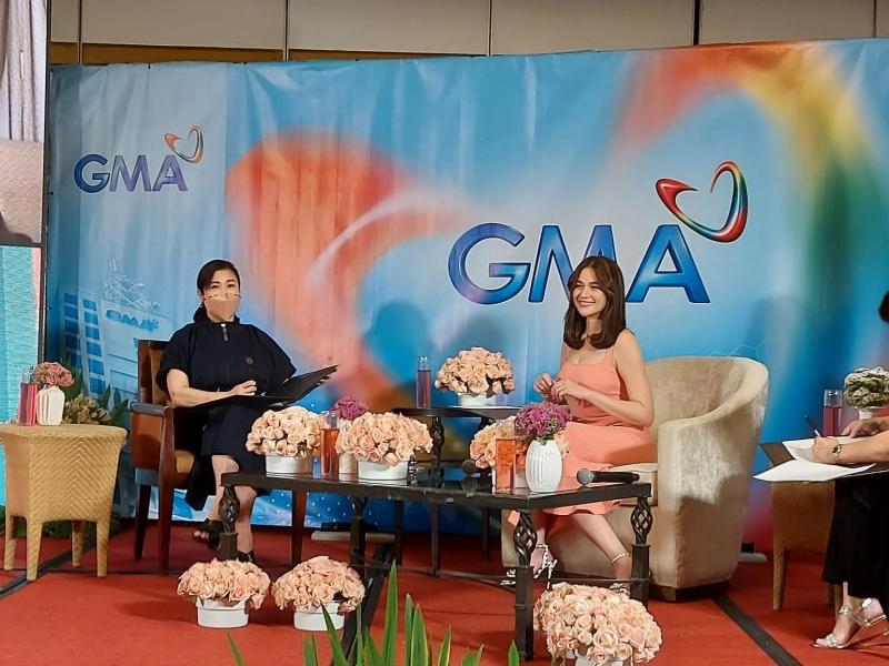 Bea Alonzo is now officially a Kapuso as she ink contract on GMA Network today, July 1, 2021!

Welcome Kapusong, Bea Alonzo!

(c) GMA NETWORK (<a href="/gmanetwork/">GMA Network</a>) 
#ProudToBEAKapuso