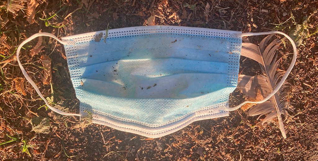 UMSICHT's tweet photo. Einweg-Gesichtsmasken sind für Closed-Loop-#Recycling geeignet. Das haben @SABIC_Europe, @PGDeutschland und der Fraunhofer Cluster of Excellence Circular Plastics Economy CCPE in einem Pilotprojekt unter Beweis gestellt. 
➡️ https://t.co/bKBSYpyGZK https://t.co/gg8X30Z7BC