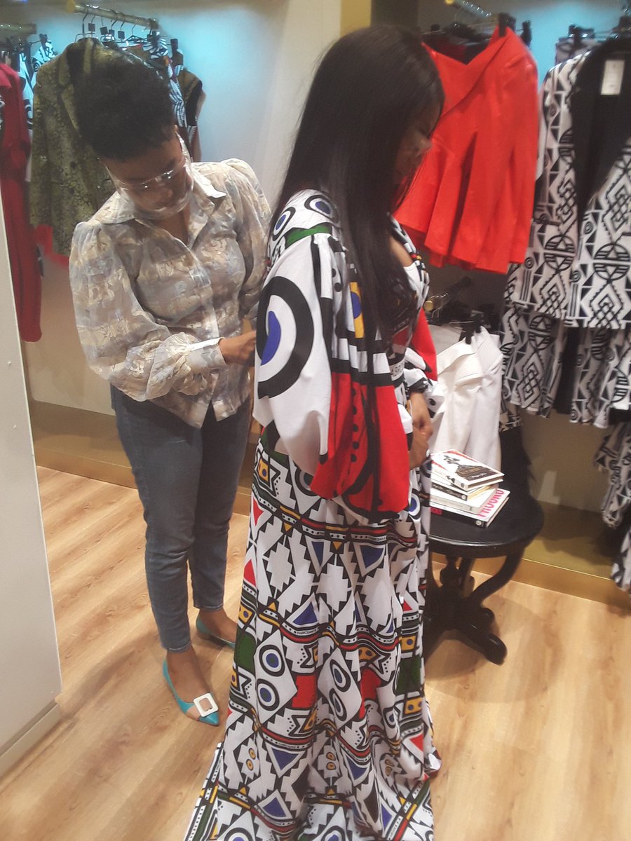 Vusi_nn's tweet photo. Our Queen.
@Symply_Tacha
SYMPLY TACHA
HAPPY TITANNNIVERSARY DEAR TACHA
#2YearsWithTacha
#IStanTacha https://t.co/JqVU0rZS6a