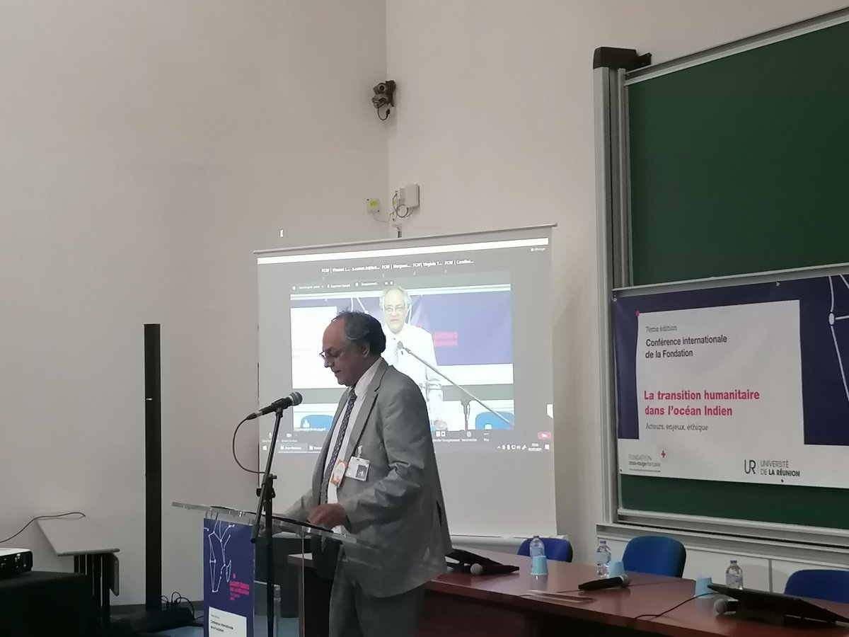 "Tout est solidaire" - Pr Vêlayoudoum Marimoutou, secrétaire général de la <a href="/commission_coi/">Commission de l’océan Indien COI_IOC</a> de l'Océan Indien, à l'occasion de l'ouverture de la conférence internationale de la <a href="/FondationCRF/">Fondation Croix-Rouge française</a> de la <a href="/CroixRouge/">Croix-Rouge fr</a>, "la transition humanitaire dans l'océan indien".