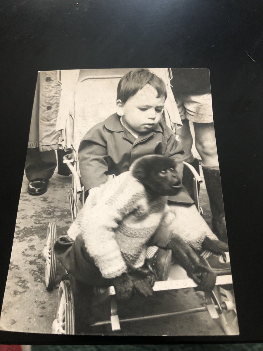 Whod of thought this Cheeky Monkey🐵 would possibly get 2000 followers Que Sera Sera ⁦<a href="/PaulRo365/">Paul R</a>⁩ ⁦<a href="/JonathanShrager/">Jonathan Shrager</a>⁩ ⁦<a href="/paulenglish1961/">Paul English</a>⁩ ⁦<a href="/BPete1970/">BoylePete1970 BIG OLD PETE</a>⁩ ⁦<a href="/JonKstandRed/">JON BERRY</a>⁩ ⁦<a href="/RoyMBE/">Roy Cavanagh MBE</a>⁩ ⁦<a href="/YesterdaysStars/">YesterdaysStars</a>⁩ ⁦@Manchestervint1⁩