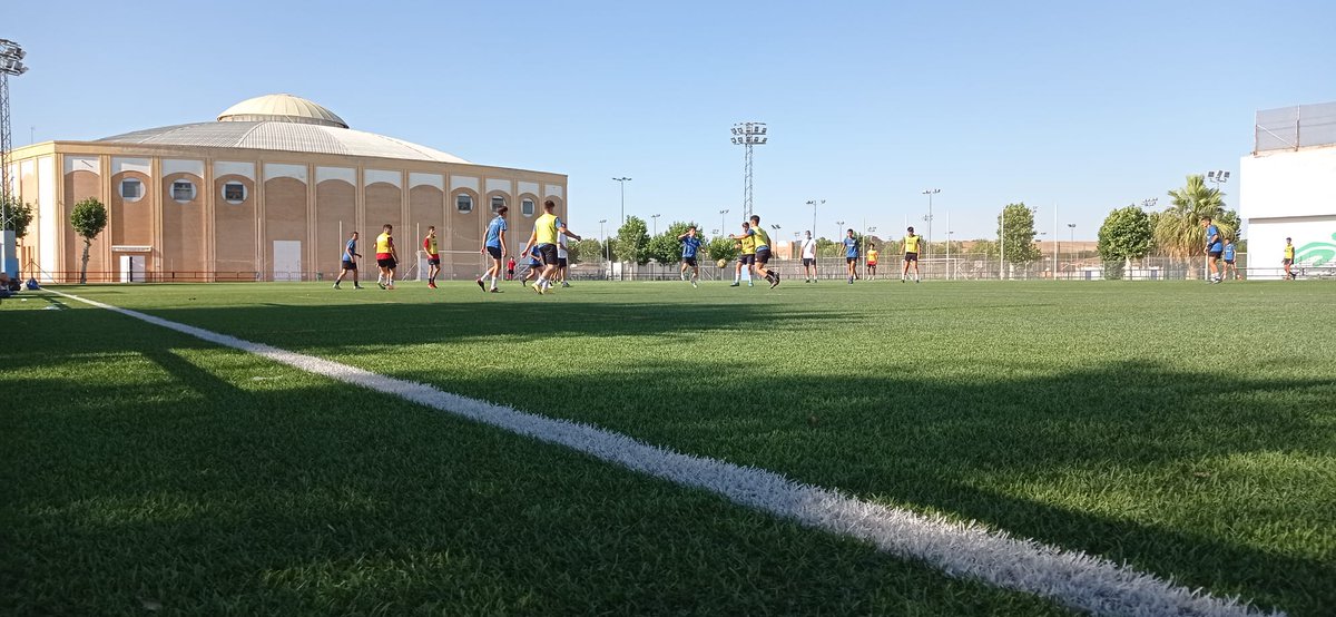 Ayer tuvo lugar la jornada de captación de la categoría cadete de fútbol 11; hoy será turno del juvenil.

➡️NUEVAS FECHAS: lunes 5 y martes 6; de 19 a 21 h.; captación infantil F-11.