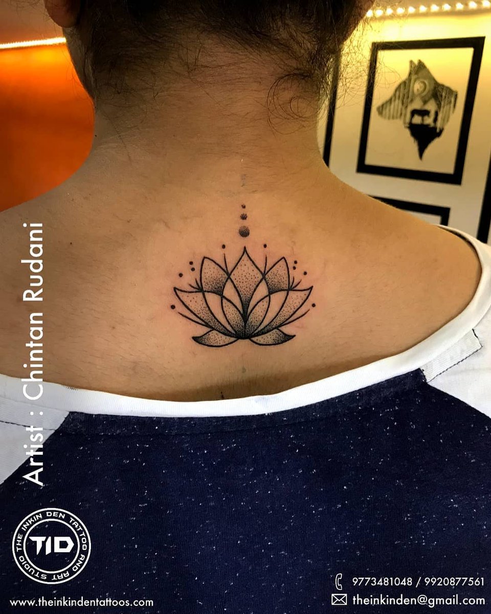 theinkinden's tweet photo. Lotus Dotwork

By @theinkinden @chintanrudani

#lotus #lotustattoo #lotusflower #flower #dotworktattoo #dotwork #lineart #blacktattoo #blackink #dynamicink #inkedgirls #inkedmag #tattoomagazine https://t.co/0pxUmf9p8s