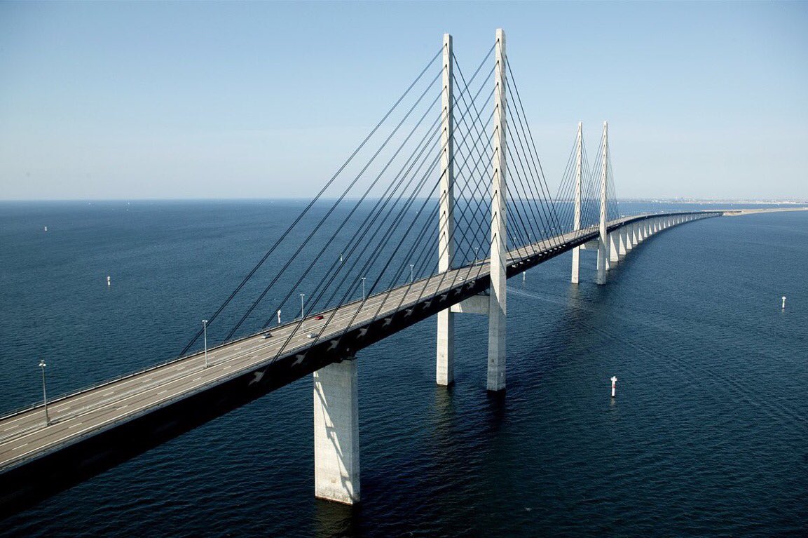 SierraUniEcho's tweet photo. 1.7.2000 The #Øresund Bridge linking #Denmark & #Sweden opened to traffic #OTD #EngineeringHeritage #IconicBridges https://t.co/KxxLejCdd6