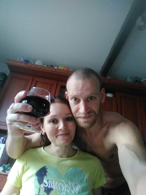 good morning starts with a glass of good wine https://t.co/bsTptqU5aR