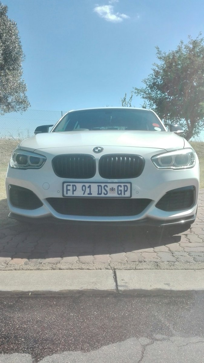 chilla_drive's tweet photo. The letter ///M . BMW ///M140i hatch .
#KharGraphy π¬ #bmwm #bmwsouthafrica #bmw #bmwmpower #mpower #bmw1series https://t.co/8E9nN4NhiC