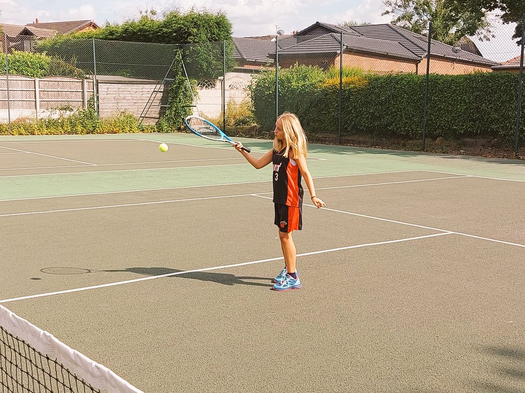 Djfnet's tweet photo. Future tennis stars in practice?? The goal was to try and get to a 10 shot rally - we only got to 9. The girls loved it though! We'll do better next time..... @Inspire_Ashton @Mr__Cummings @Mr_Connaghan @DJM0610 https://t.co/ATvNn7NBQ9