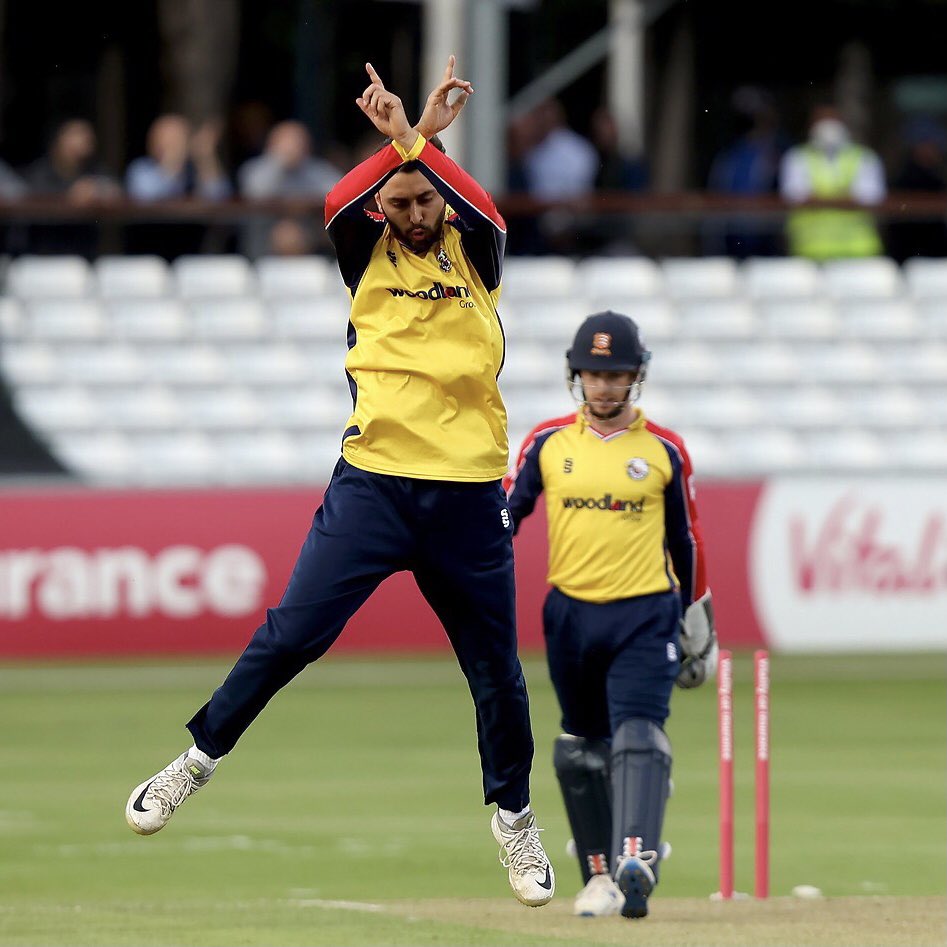 𝙈𝘼𝙏𝘾𝙃𝘿𝘼𝙔 ⚔️ 🆚 @GlamCricket 🏆 Vitality Blast ⏰ 7pm start 📍 The Cloudfm County Ground 📺 Essex Cricket TV (6:30pm) #SoarWithUs 🦅