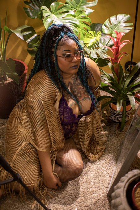 Started speaking positivity to me and my plants ✌🏾☺✌🏾 https://t.co/UQy6Wd4LEi