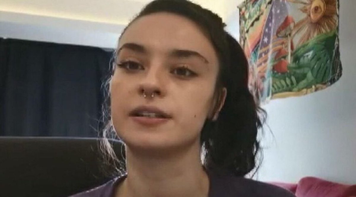 Şort giydiği için hakarete ve tacize uğrayan Şebnem Tüfekçi: Biz artık başörtüsünün de şortun da konuşulmadığı, bambaşka konuların konuşulduğu bir ülke istiyoruz. Bunun hayalini kuruyoruz

#SANANELAN