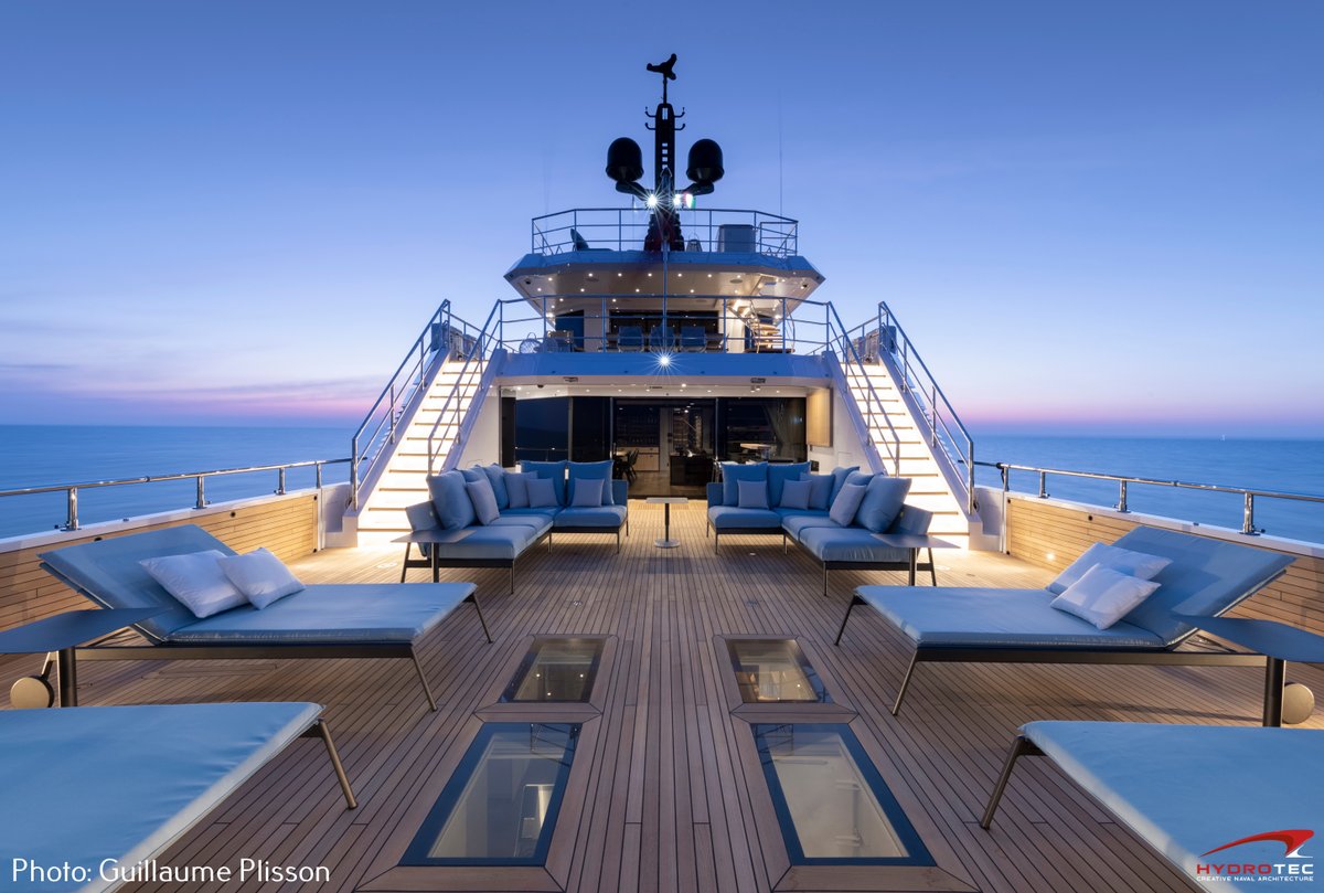 Hydro_Tec_Srl's tweet photo. Among the prominent elements of the Flexplorer M/Y Aurelia there are the long portions of folding bulwark that expand the cockpit surface and the A-frame crane perfectly inserted in the cockpit floor.
Exterior Design, Creative Naval Architecture and Engineering by #HydroTec #CdM https://t.co/Yre42PRkPA