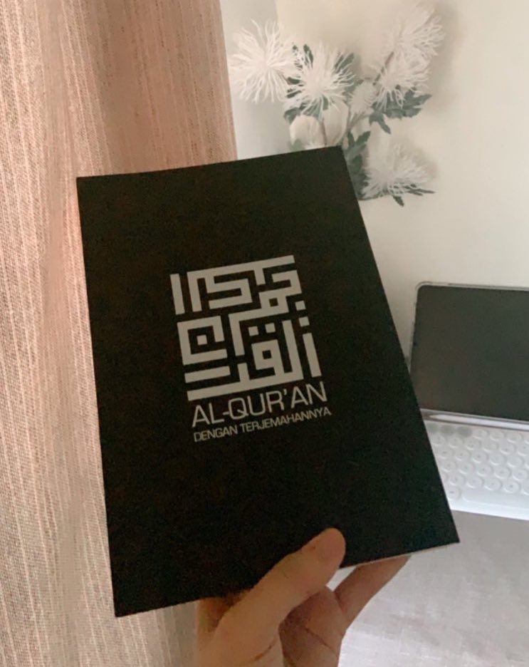 shopsplurgeMY's tweet image. SIAPA MASIH BELUM ADA AL QURAN TERJEMAHAN UTK TADABBUR?

here you go! I nak bagi 5 lucky people for FREE!

RT je, nanti I pilih 🥰