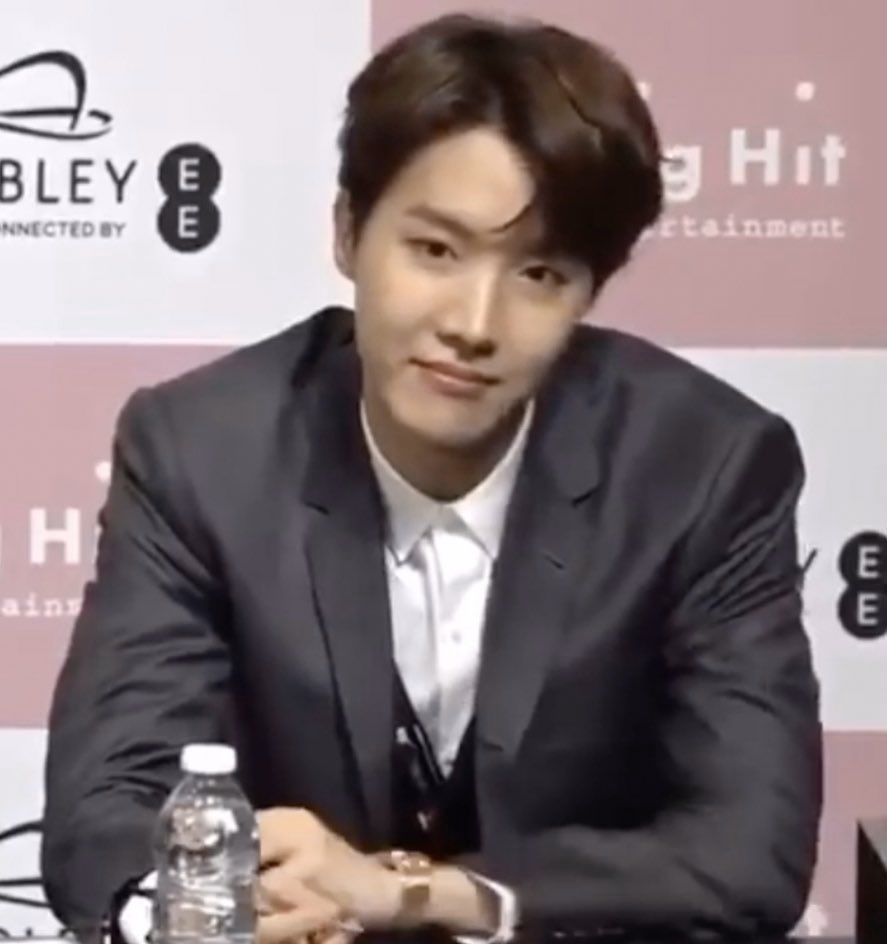 the only CEO i have a crush on is Jung Hoseok