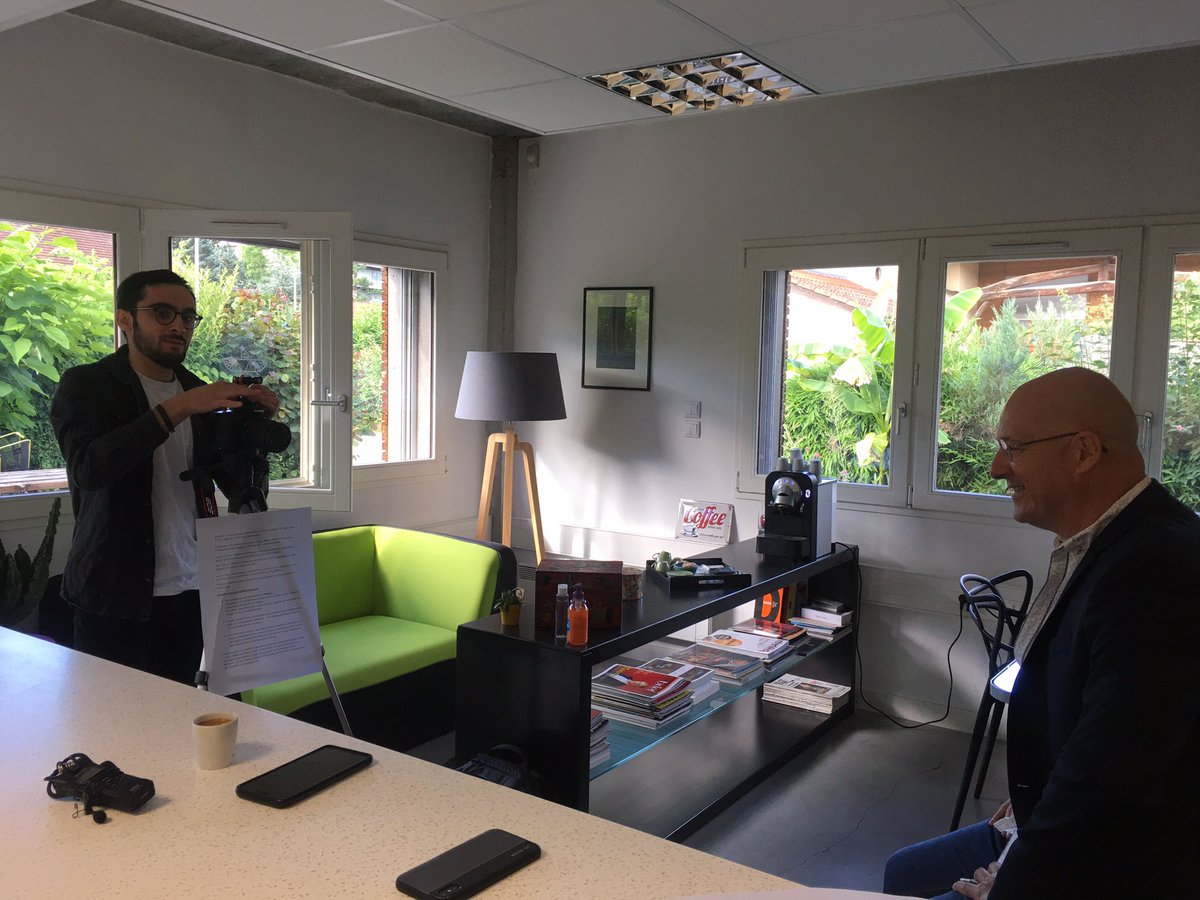 Aujourd’hui : on tourne !! À venir, une web série consacrée à nos clients. Leur histoire d’entreprise, leur métier, leur business : vous ne comprendrez jamais mieux notre solution qu’en voyant exactement comment elle est utilisée.  #Startup #communication #contentcreation