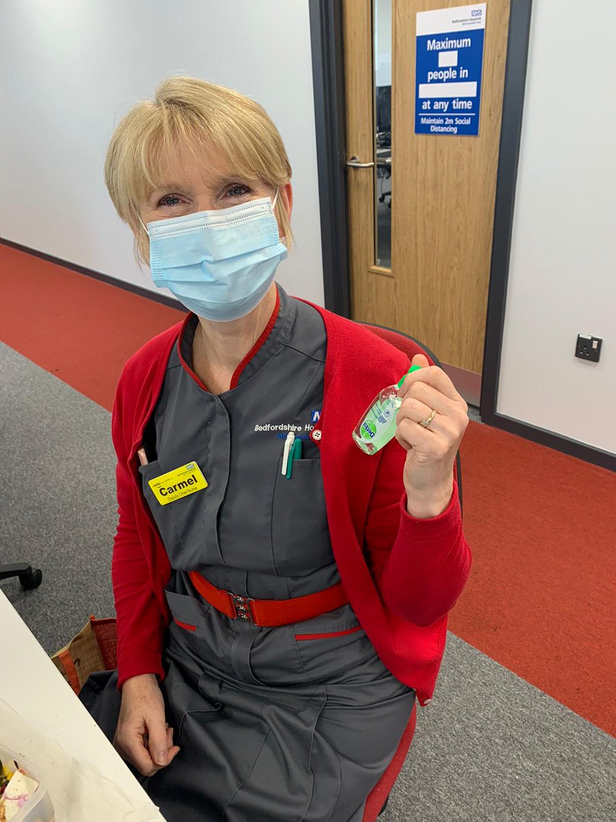 LandDHospital's tweet image. Thank you to @TheWorkPerk for supplying staff at the L&amp;amp;D with bottles of @Dettol_UK hand gel!

Clean hands save lives and reduces the spread of bacteria.

#TheWorkPerk