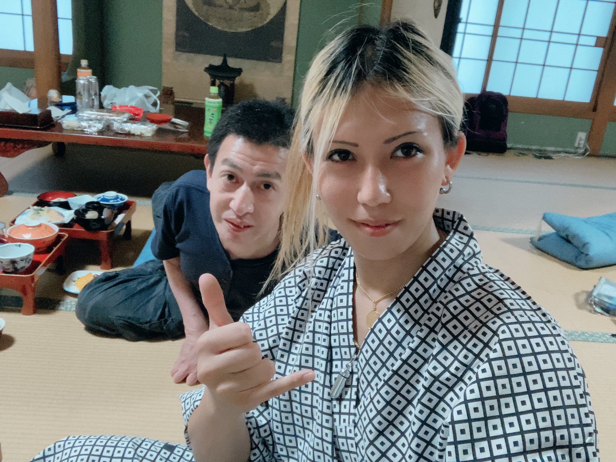 かとうれい（僧侶） on X: 本日は、お寺の研修旅行なり♪ 只今、皆んなで食事中です。 #かとうれい破戒僧 #加藤禮詮 #かとうれい #研修旅行  t.coWMyWOGDEwk  X