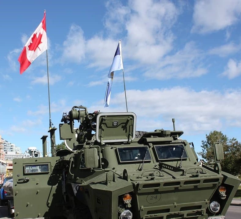 KingsOwnYYC's tweet photo. Happy Canada Day from the King's Own Calgary Regiment. Onward! 🇨🇦
#canadaday #kocr #kingsown #kingsowncalgary #canada #bonnefetteducanada #candianforces #armyreserve https://t.co/s6ZIggyPNr
