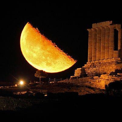antinousgaygod's tweet photo. Enhance assertiveness during tonight's #Aries #ThirdQuarter #LunarPhase, called the #Tribune Moon of leadership in #Antinous #MoonMagic, with #bronzite & #onyx, says #crystals healing #therapist and ordained #priest of #Antinoos @martinandkashka: https://t.co/kUBns0X2BE https://t.co/wkPyjUK9qL