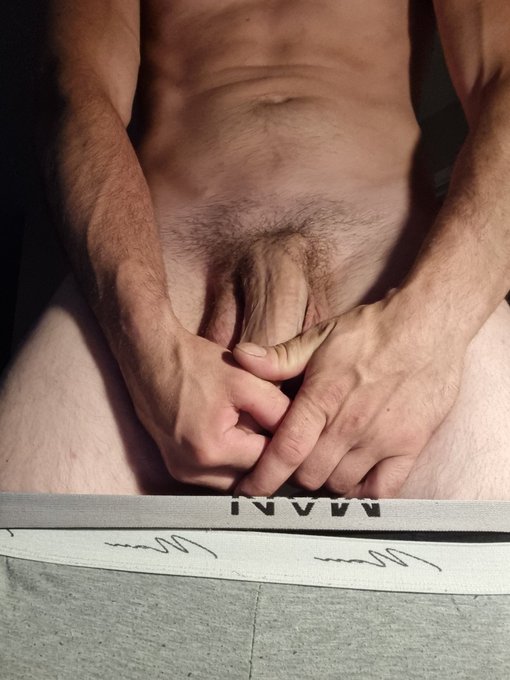 2 pic. Who wants to cum service my meaty cock? Rt if you'd be on your knees worshipping me ??? https://t