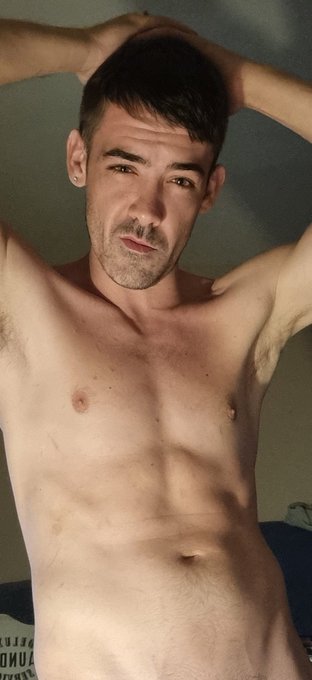 3 pic. Who wants to cum service my meaty cock? Rt if you'd be on your knees worshipping me ??? https://t