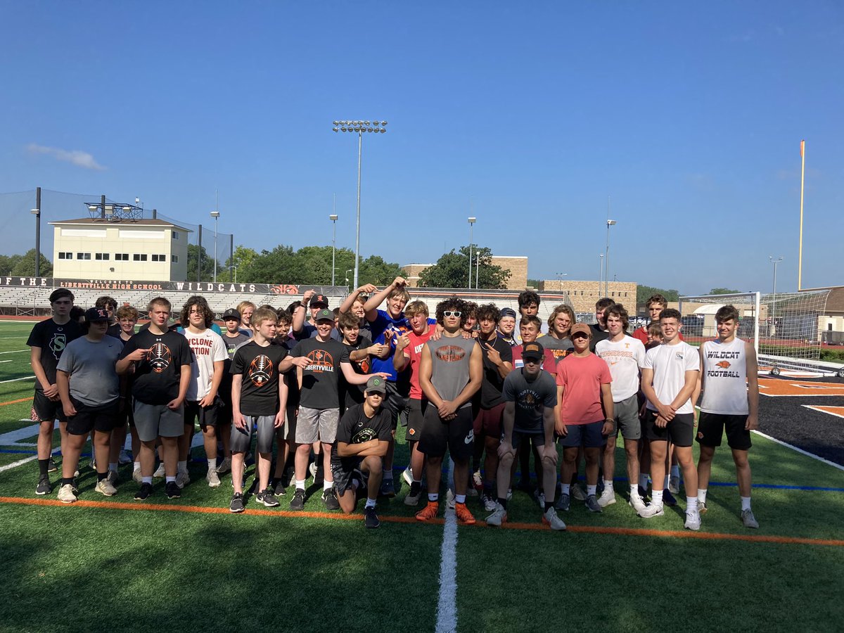 <a href="/Go_LHS_Wildcats/">LHS Athletics</a> @LHSWildcatsVFB celebrating our agility champs, have a great holiday #earnitforamerica #TPspeech