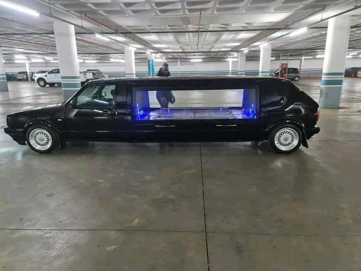 simon_orgill's tweet photo. The car                           The Driver https://t.co/fRzG8lH3Uz
