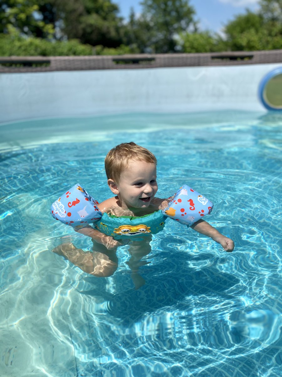 lex_trav11's tweet photo. since I never post pictures of my cute kid on twitter here’s some pictures 🤩 https://t.co/0wHMQ4io81