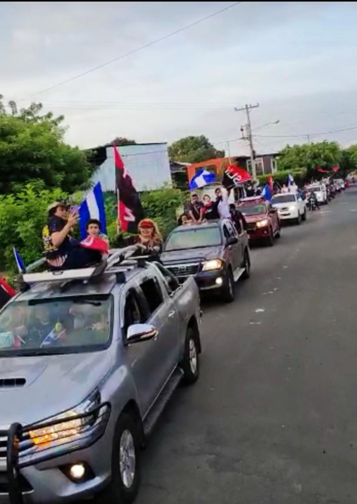 MelissaJS19J's tweet photo. Iniciamos el mes de Julio Victorioso lleno de Amor, Solidaridad, Hermandad...
✊🏻❤🖤

#JulioCaminosDeVictorias 
#JulioHeroico https://t.co/ntLOp7K4yD