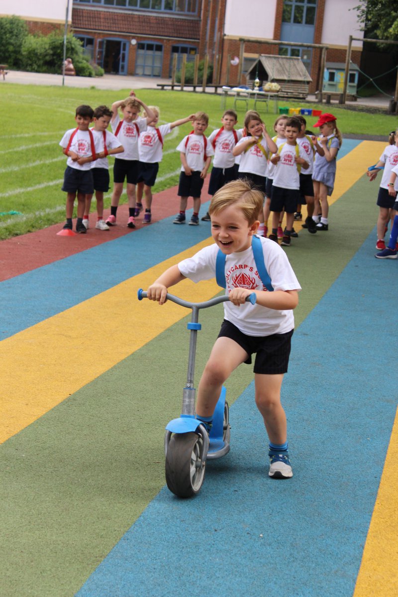 EyfsPolycarps's tweet photo. What great fun at the @PolycarpSchool Reception Sports Day! A special well done to Green house for winning the trophy! #winwithgrace #losewithgrace #sportsday #primaryschool https://t.co/UE5zDO7fl7