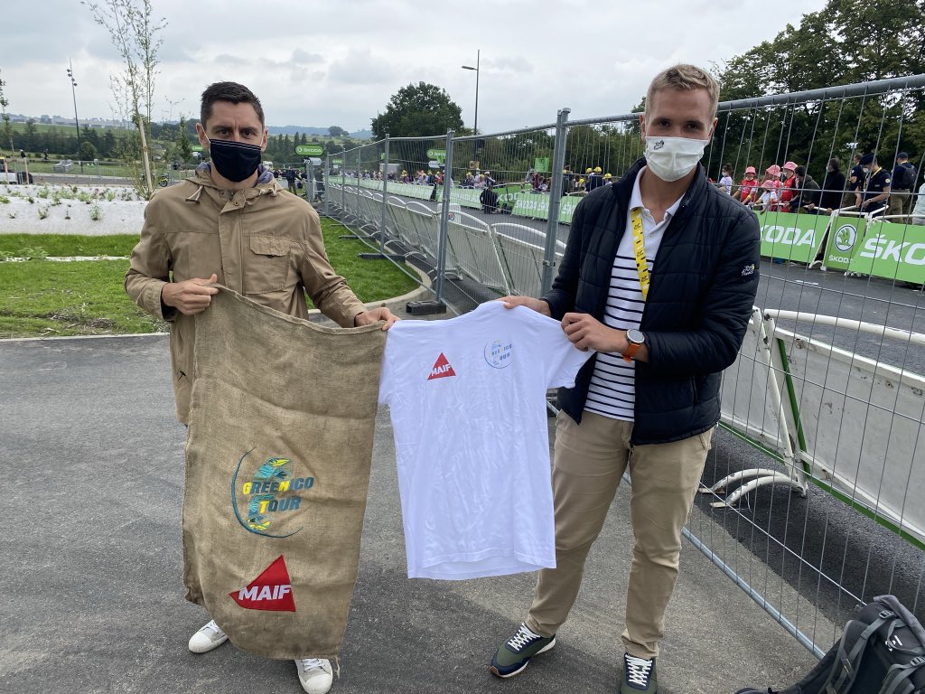 Hier j’ai pu rencontrer Guillaume de la @MAIF qui m’accompagne avec le dispositif #sportplanete 💚🌍.
Un partenaire très engagé qui m’aide énormément pour mon tour de France en courant 🏃‍♂️♻️🇫🇷.
MERCI et hâte de partir pour rencontrer tous les militants ! 💪
#chaqueactecompte