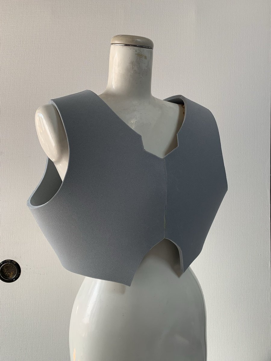 ModelingCosplay's tweet image. ドラクエよりメタルキングの鎧です！

 #制作過程の写真だけで興味を持ってくれる方へ届け

#コスプレ
#コスプレ造形
#ドラクエ