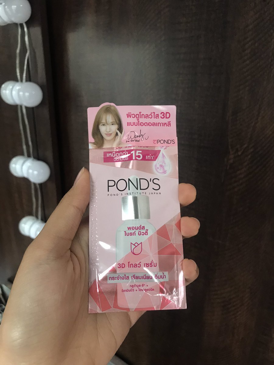 plengssp's tweet photo. เกินเบอร์มากก!! รอยสิวจางไปเยอะมากปลื้มปริ่ม 💗 นี่ใช้พอนด์สตัวนี้น่าจะประมาณเดือนนึงละ เปลี่ยนผิวใสได้ปังมาก ก่อนนี้คือรอยดำ รอยสิวใดใดเยอะมาก ตอนนี้จางลงอย่างเห็นได้ชัด ผิวเป็นขาวๆใสๆ อิ่มน้ำ ดูโกลว์ด้วย เริ่ดสมคำเคลม ไม่ต้องพูดเยอะ เหมือนผิวได้เกิดใหม่✨ #ใช้ดีบอกต่อ https://t.co/dFJakVJw3i