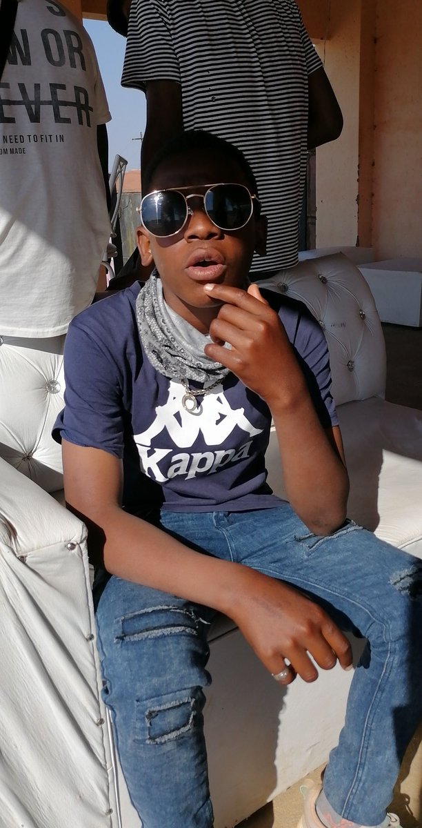 MaccricJ's tweet photo. I only do rapp ....#_follow young man https://t.co/NjgJk97Utg