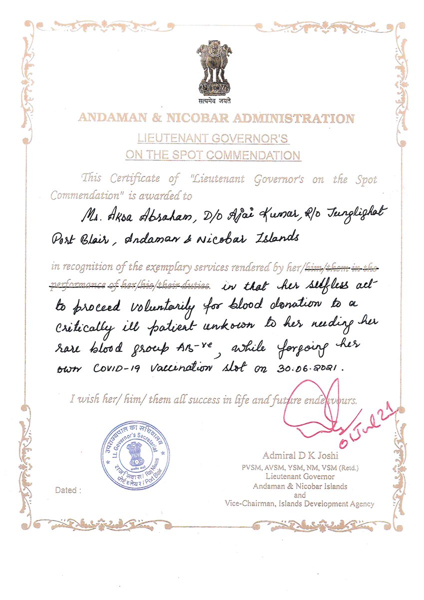 MediaRN_ANI's tweet photo. #NewAndamans

अति दुर्लभ AB-ve रक्त की आपातकालीन आवश्यकता की अनुरोध मिलते ही #JNRM की छात्रा कुमारी अक्सा अब्राहम ने अपरिचित गंभीर रोगी के लिए अपने वैक्सीन स्लॉट को छोड़कर रक्तदान करने पहुंची। इस नेक कार्य के लिए @Admiral_DKJoshi  ने उन्हें प्रशस्ति पत्र प्रदान किया। https://t.co/aFQPzmchPq