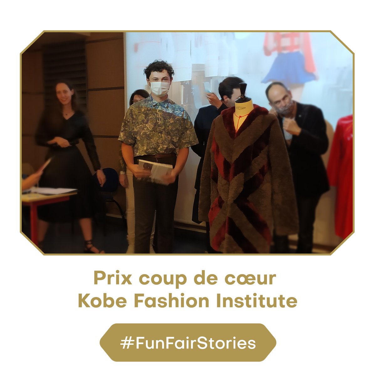 albertdemun's tweet photo. 👗 🎉 🥂 Remise des Prix du défilé #FunFairStories à l’amphithéâtre de l’établissement.
👏 Bravo à tous les lauréats :
🏆 Prix coup de coeur Kobe Fashion Institue : Nathanaël Prevost (Ecamod)
🏆 Prix coup de coeur du jury : Brice Roulance https://t.co/Z8Klxixc4i