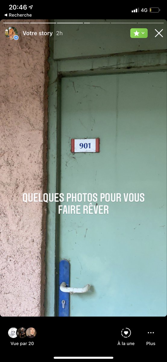 Vic_dem's tweet photo. La tête du bâtiment (complètement à l’abandon) ainsi que la poignée de la porte de chambre annonce très largement la couleur je pense https://t.co/tfhBI8LJjx