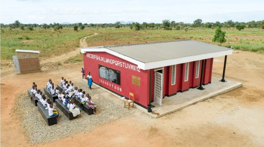 geeko_lesoir's tweet photo. La première école au monde imprimée en 3D vient d’être inaugurée https://t.co/GR1zLT1mtP https://t.co/Z0nkYx9iKE