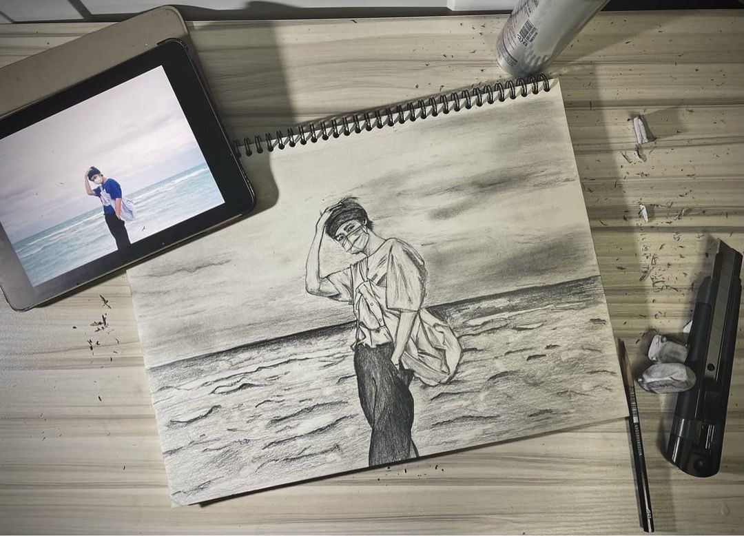 hyunjinpost's tweet photo. drawings #Hyunjin shared with us ❤️ https://t.co/KYg2fNJHjD