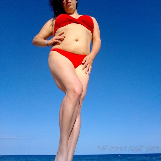 1 pic. #bikinigirl #swimsuit #sexy #brunette #beach #nofilter https://t.co/pJq16WaX7q