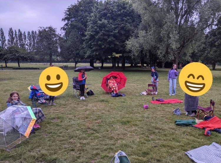 1stDidsbury's tweet photo. A little bit of rain won’t stop us! This week we learnt about the promise and law and how they relate to everyday 

We also looked at what the girls enjoyed in Guiding and what they wish to do on the future with the Washing Line of Pride UMA - lots of great, exciting ideas! https://t.co/l0Iw5GOl5T