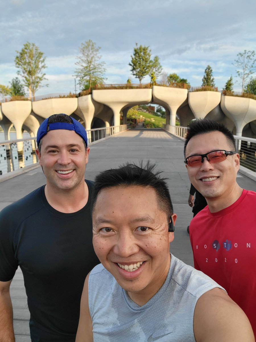 meetdux's tweet image. Beautiful morning run in NYC w/ @AVPT_TJ @TD_AvePoint finally got to see @littleislandnyc! Looking forward to an epic 48 hours 🚀
#AVPT #NASDAQ #APXT