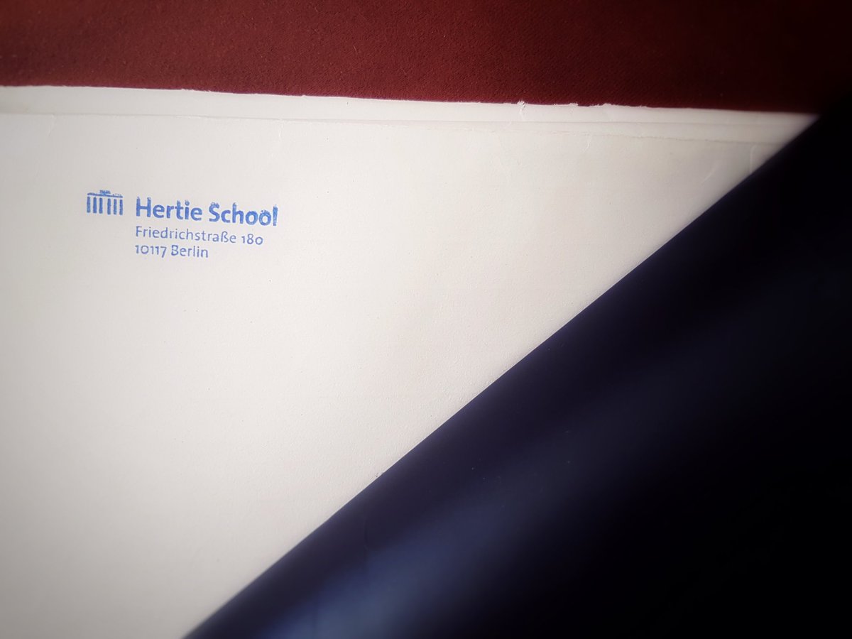 SimeZane's tweet photo. Guess who sent me the best tote bag? ❤ #HertieSchool #HErtiePhDWorkshop
#policygeek #academictwitter https://t.co/cUCfxjMJCi