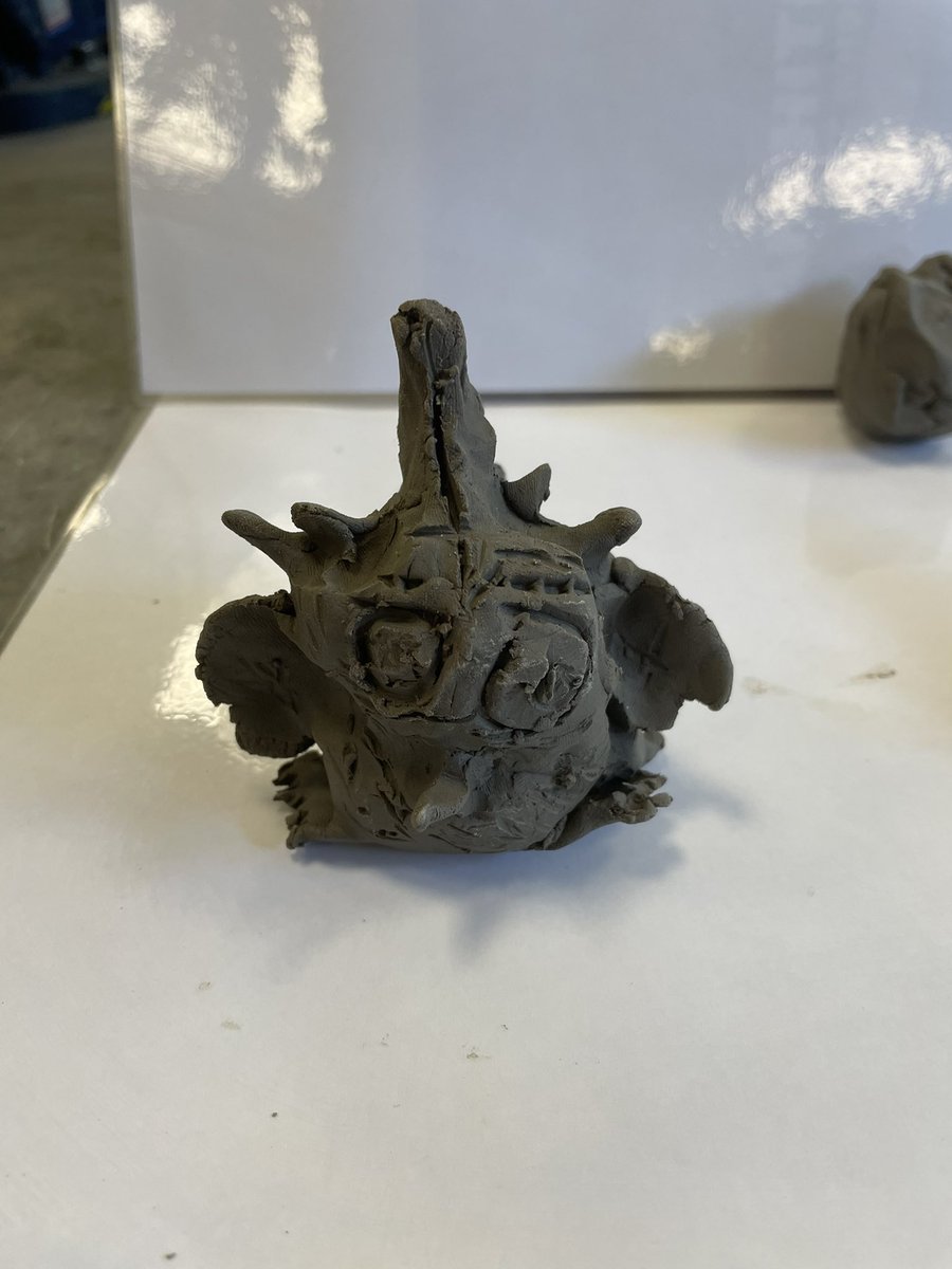 sthildscreative's tweet photo. Excellent effort from @BarnardGrove year 5 children on their transition day to @StHildsSchool their challenge was to sculpt a unique Alien. Well done everyone!👍 https://t.co/nHcRcFfzW1