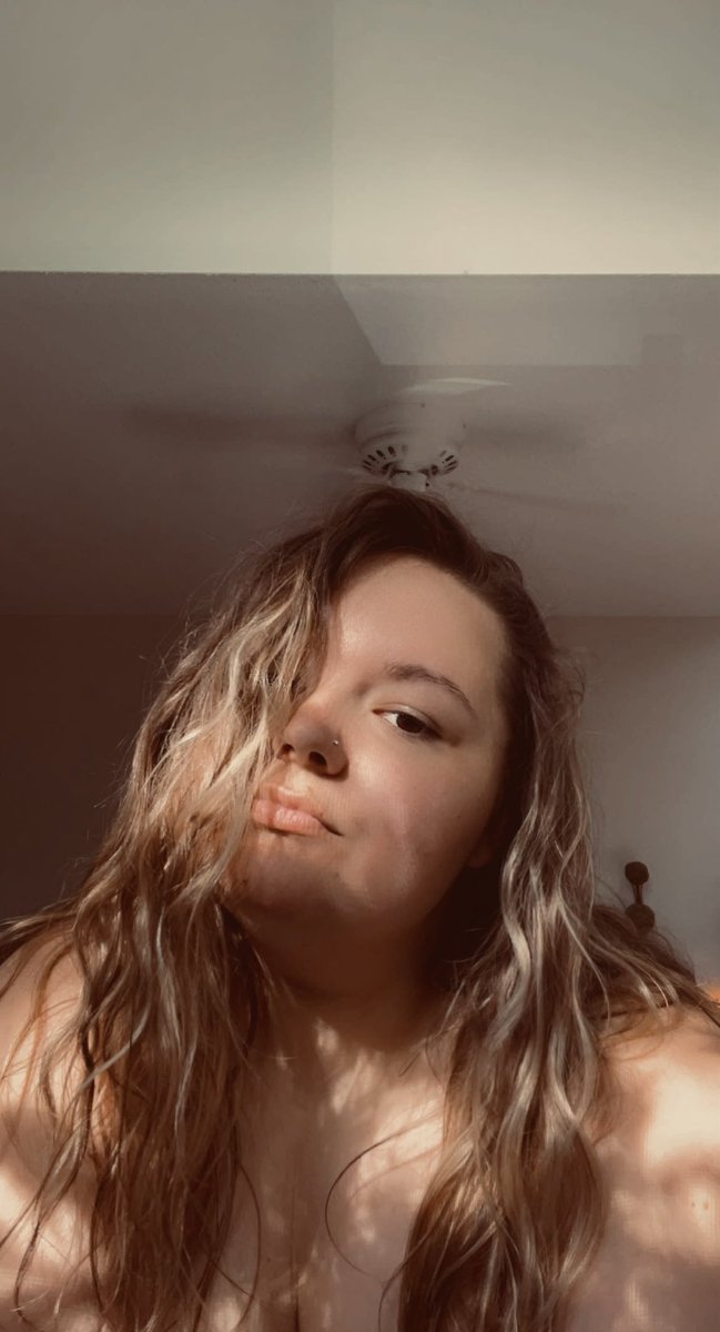 oopsitsmorgs's tweet image. where are all the plus size queens?? #SellingContent link is in bio ❤️‍🔥