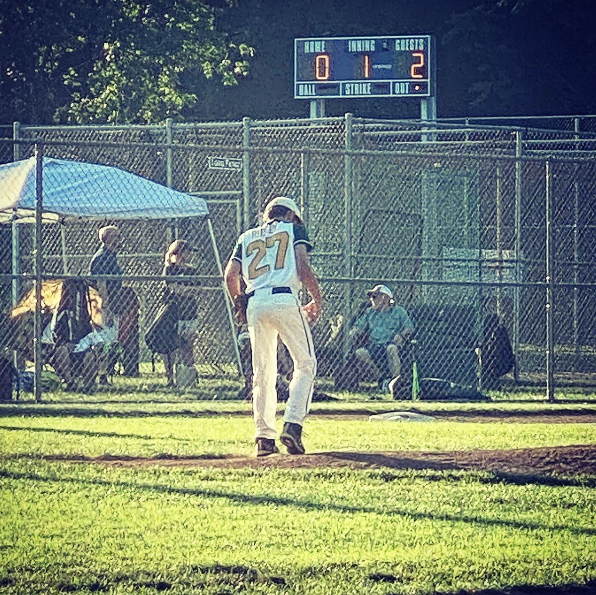 DaffneiRiedel's tweet photo. Fort Hunt Little League 8-9-10 All-Stars took home an 8-4 victory over South County Little League to advance to the Virginia District 9 Little League Championship Game. FHLL will face West Springfield–National in Friday’s Championship game. #OneHunt #AllStars2021 #LifewithJR https://t.co/iuKBtZivU3