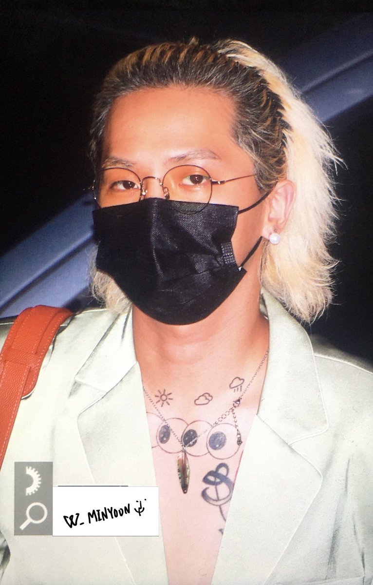 210701 네이버나우

오늘 화이팅💪🏻💙

#MINO_BrrrrFriendsFinale

<a href="/official_mino_/">official_mino_</a> 
#WINNER #위너 #송민호 #미노 #songminho #mino #宋旻浩