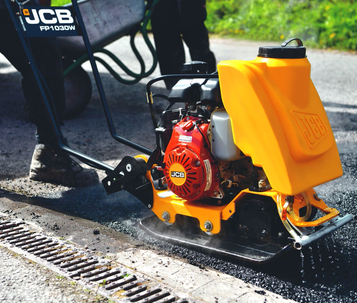 TCHarrisonJCB's tweet photo. Remember the easiest way to get the best attachment for your plant machinery is to #CallAlex - 07768460945! #TCHJCB #JCBfamily
https://t.co/dGdTx04LF2 https://t.co/etnq8IRLuu