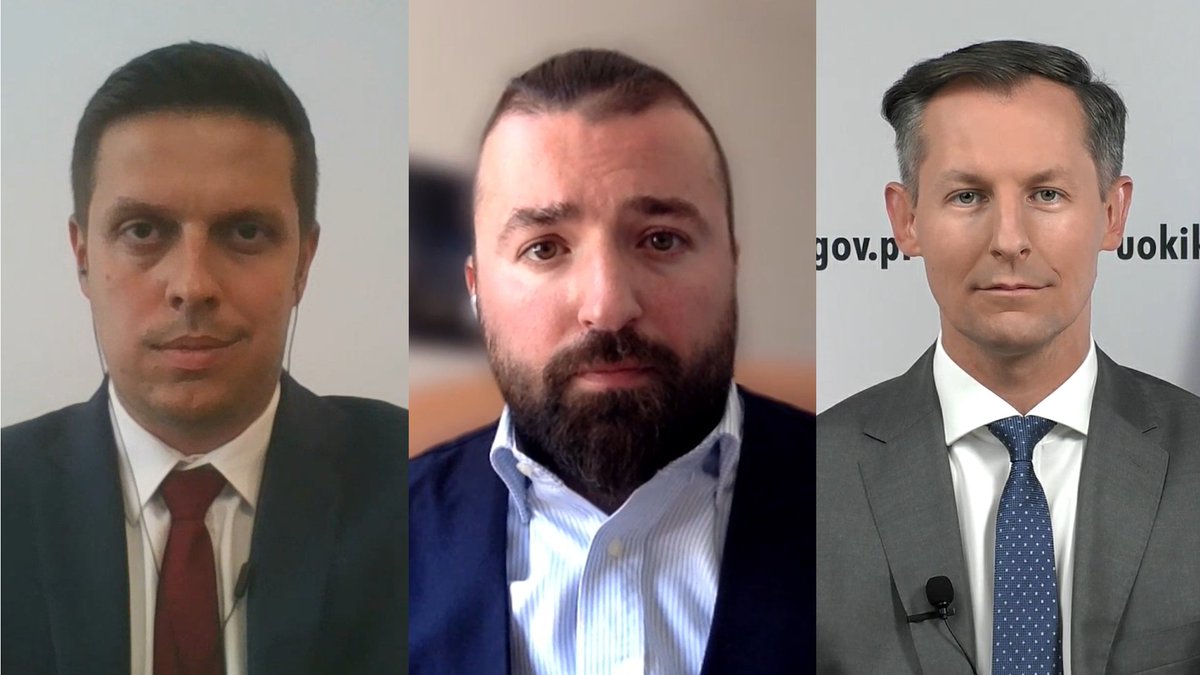 rzeczpospolita's tweet photo. 🔴Na @rzeczpospolita premiera nowego odcinka #RzeczoBiznesie - gośćmi @TychmanowiczP są Tomasz #Napiórkowski, prezes @PFF_PL oraz Tomasz #Chróstny, prezes @UOKiKgovPL

https://t.co/UPjYQ9rZzf https://t.co/QAXGc3v4uA