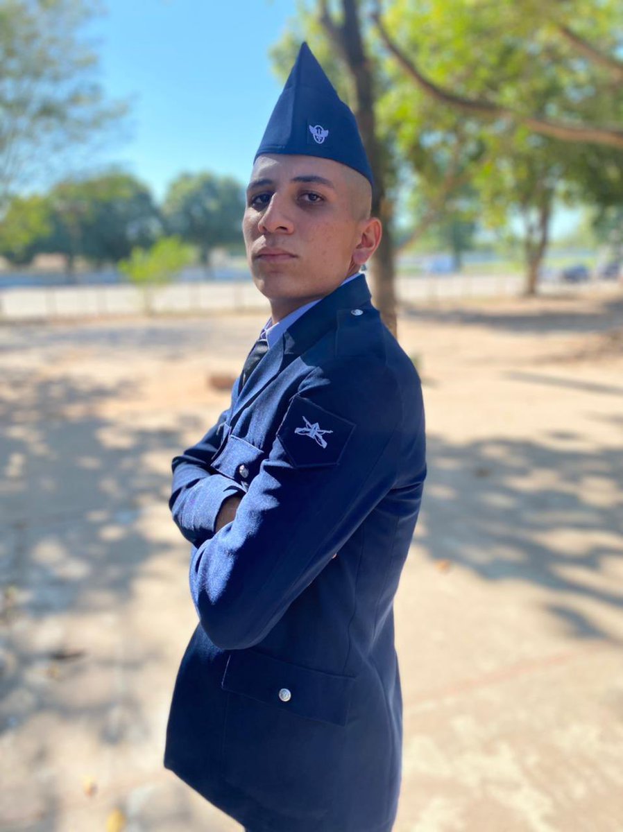thaissafreitas9's tweet photo. Nosso homem de ouro !! Que orgulho meu filho que orgulho 🥺🥰❤️❤️❤️ https://t.co/3UYTPYssXm